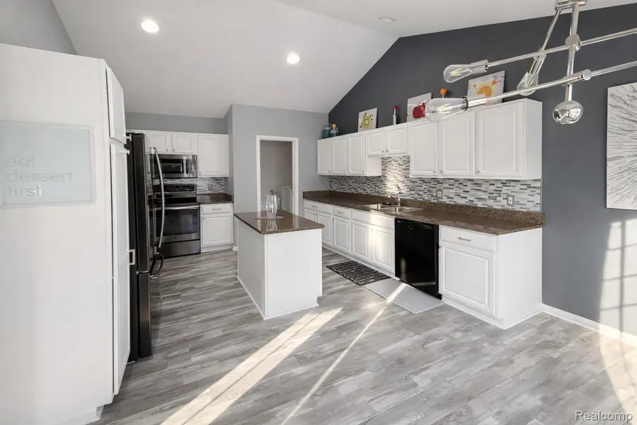 17014 Newbury Avenue, Macomb, MI 48044 - #3