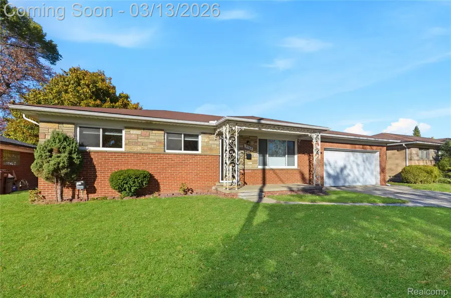 8565 Dale, Center Line, MI 48015 - #2