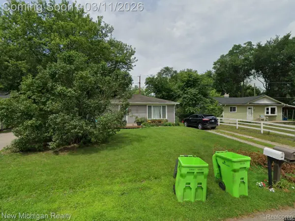 870 Farnsworth Road, WhiteLake, MI 48386