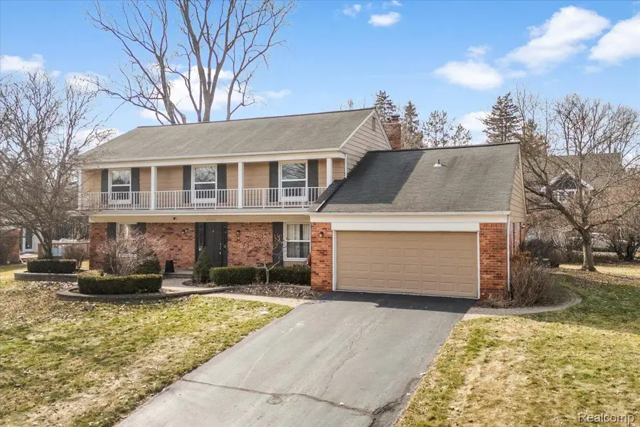 31065 Old Stage Road, Southfield, MI 48025 - #3