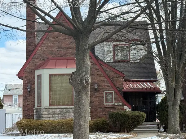 19136 Santa Barbara Drive, Detroit, MI 48221