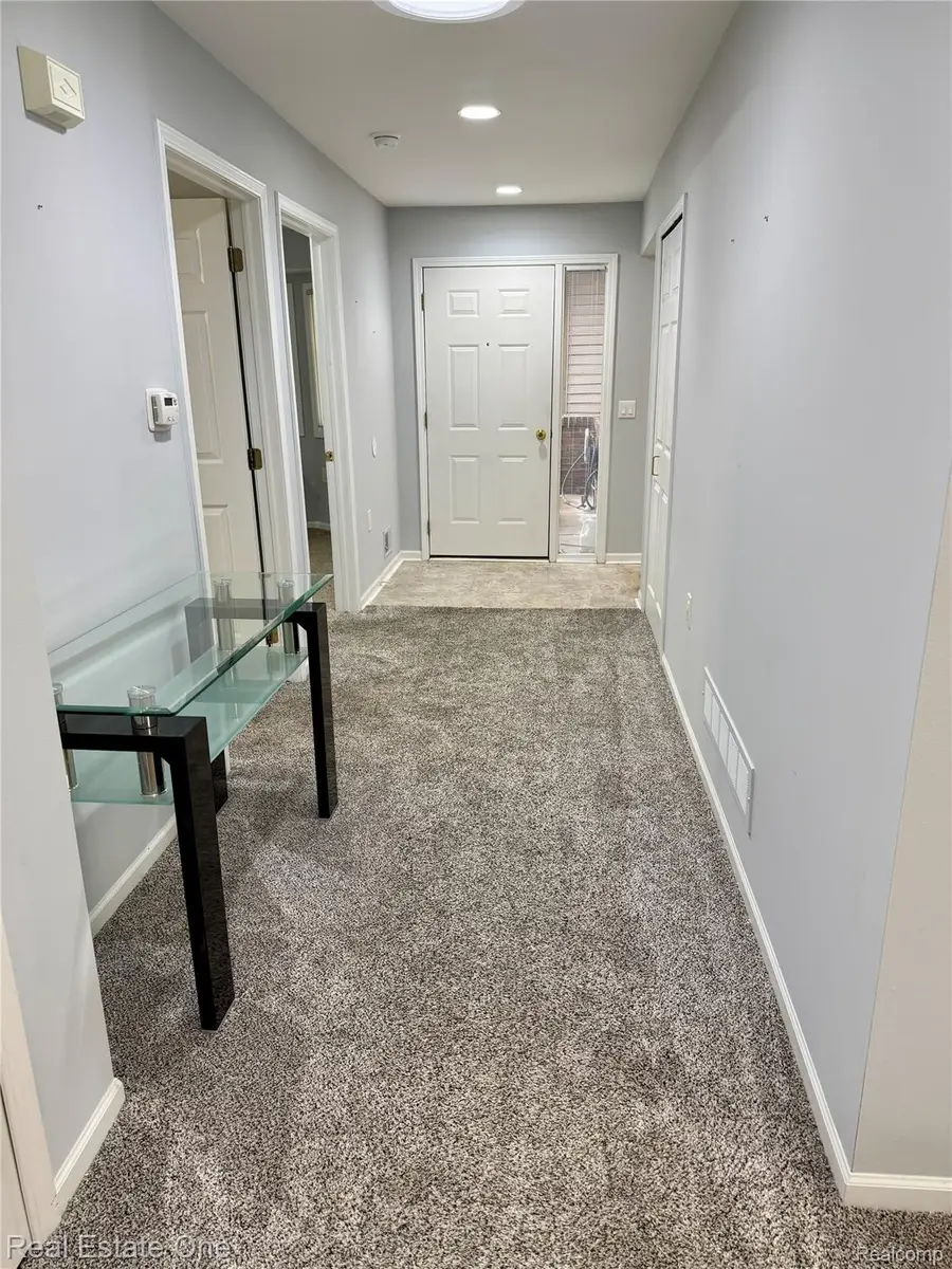 21338 Mulberry Court #52, Farmington Hills, MI 48336 - #2