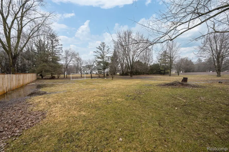2138 Gratiot Boulevard, Marysville, MI 48040 - #2