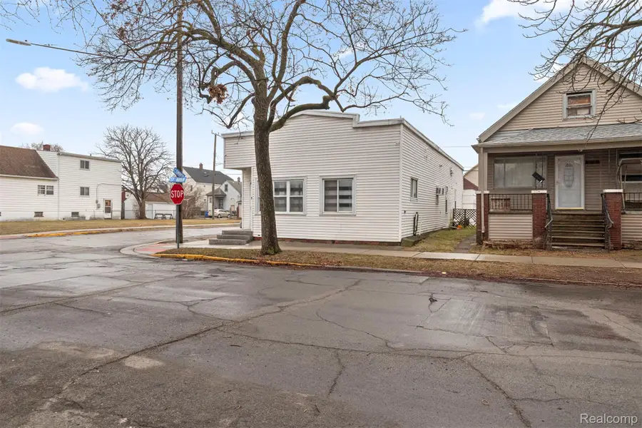 12001 Saint Aubin Street, Hamtramck, MI 48212 - #2