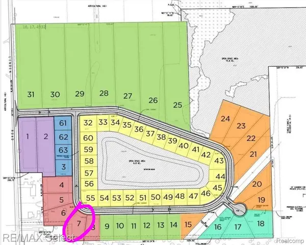 5421 Spring Meadows Way #7, Linden, MI 48451