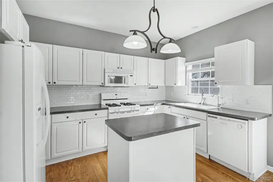 16111 Aspen Hollow Drive, Fenton, MI 48430 - #3