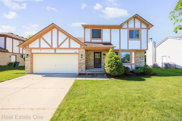 2202 Prescott Drive, Troy, MI 48083