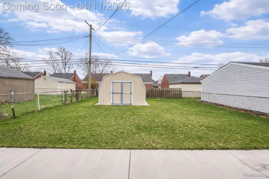 13499 Wesley Street, Southgate, MI 48195 - #2