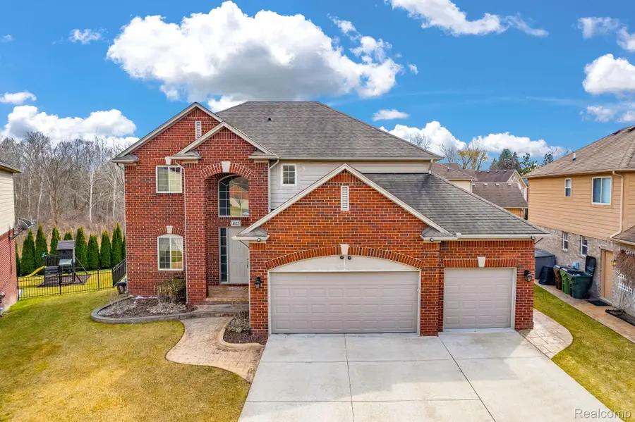 4122 Hawks Nest Road, Utica, MI 48317 - #2
