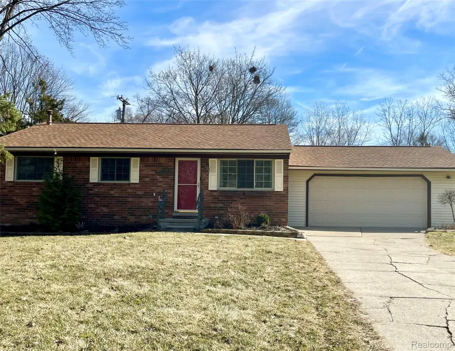 19464 Parkville Street, Livonia, MI 48152 - #2