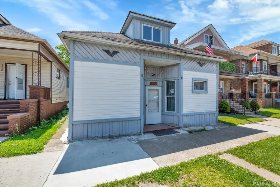 3368 Evaline Street, Hamtramck, MI 48212 - #3