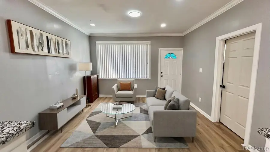 11633 Saint Aubin Street, Hamtramck, MI 48212 - #2