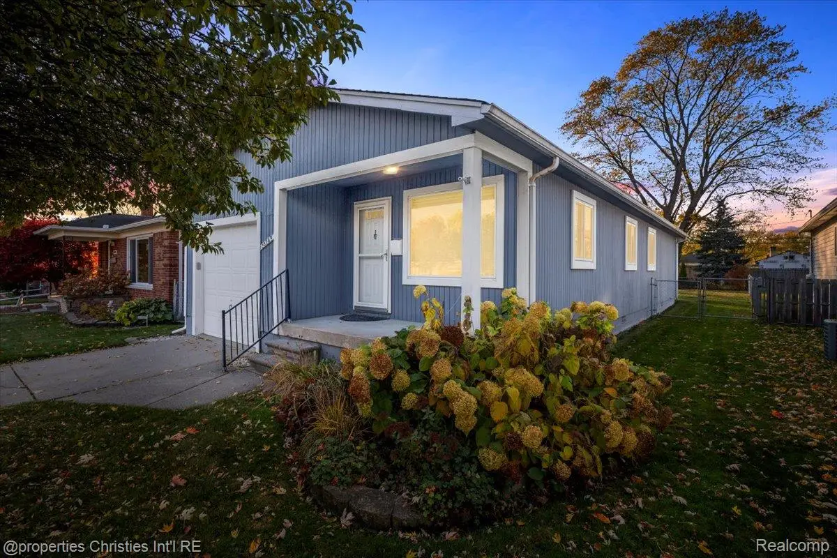 24289 Dale Avenue, Eastpointe, MI 48021 - #1