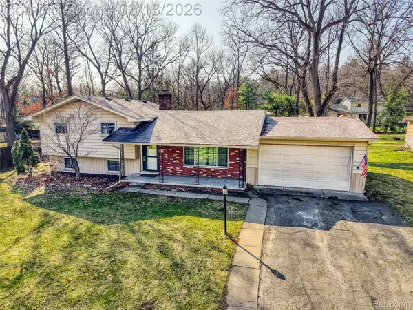 1243 Blue Heron Drive, Highland, MI 48357