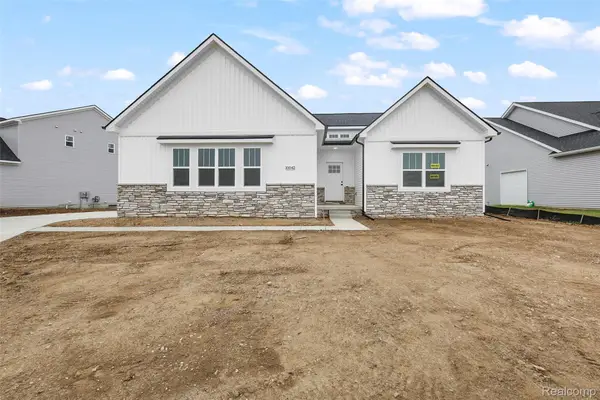 10042 Santa Lucia Court, GrandBlanc, MI 48439