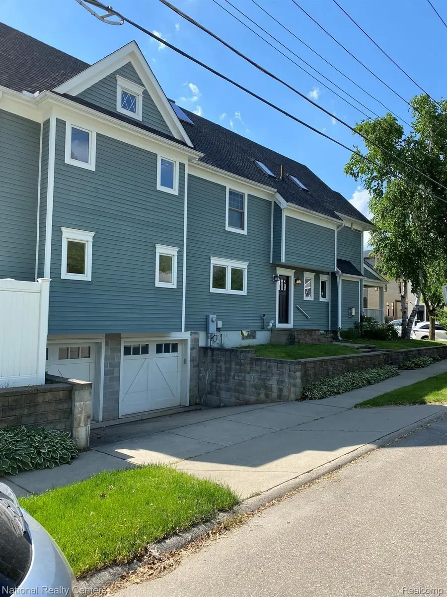 1588 Bennaville Avenue, Birmingham, MI 48009 - #2