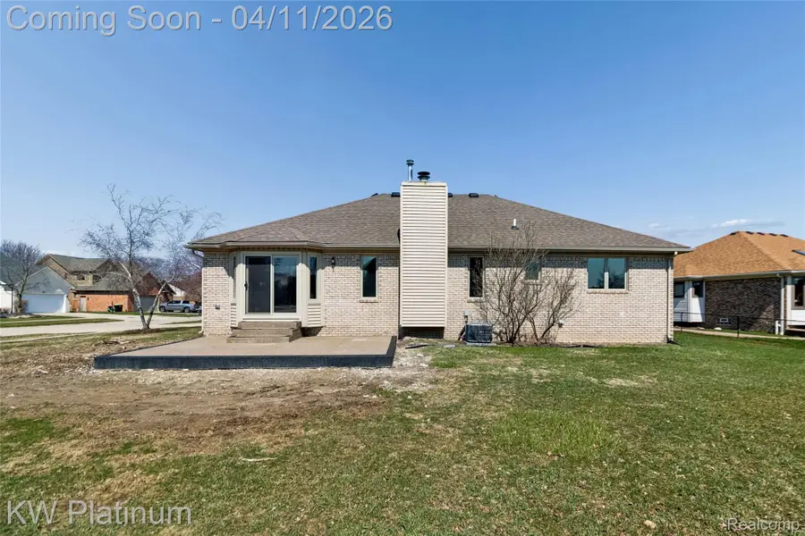 18890 Plantation Drive, Macomb, MI 48044 - #2