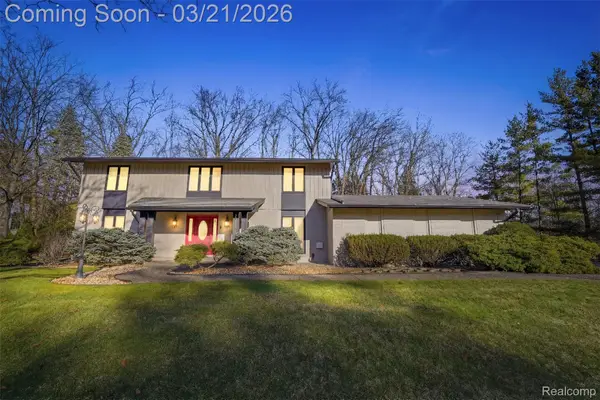 32322 Scenic Lane, Franklin, MI 48025