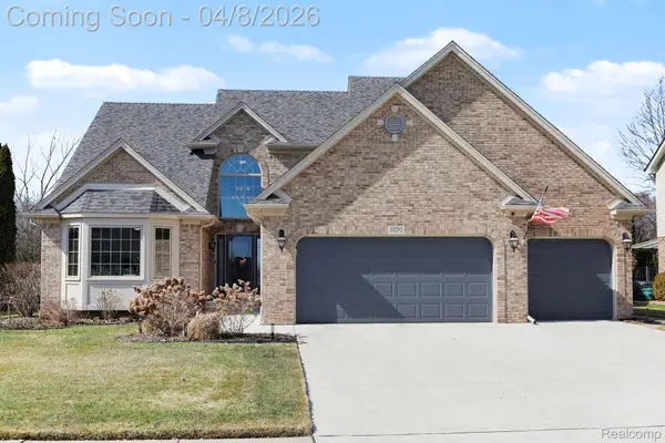 33292 Mallard Drive, Rockwood, MI 48173