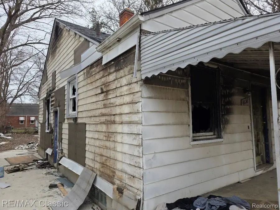 8656 & 8560 Farmbrook Street, Detroit, MI 48224 - #3