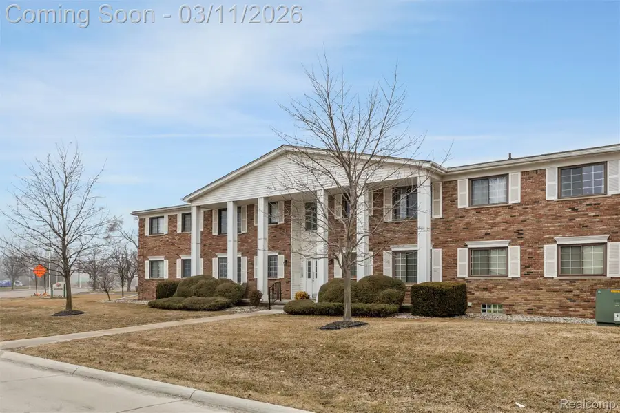 23007 Liberty Street, Saint Clair Shores, MI 48080 - #3
