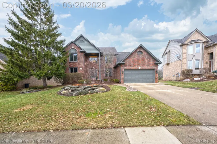 247 Glenmoor Drive S, Rochester, MI 48307 - #2