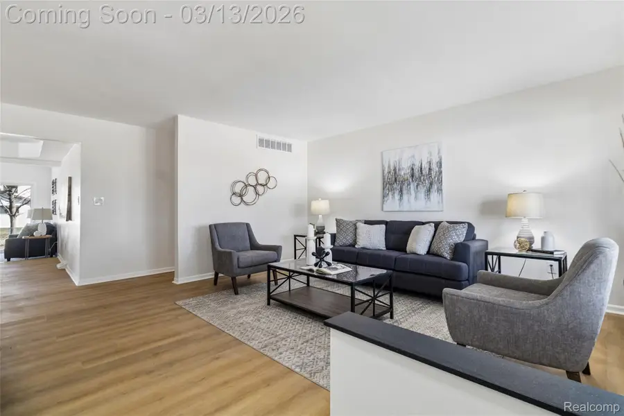 36236 Arlene Drive, Sterling Heights, MI 48310 - #3