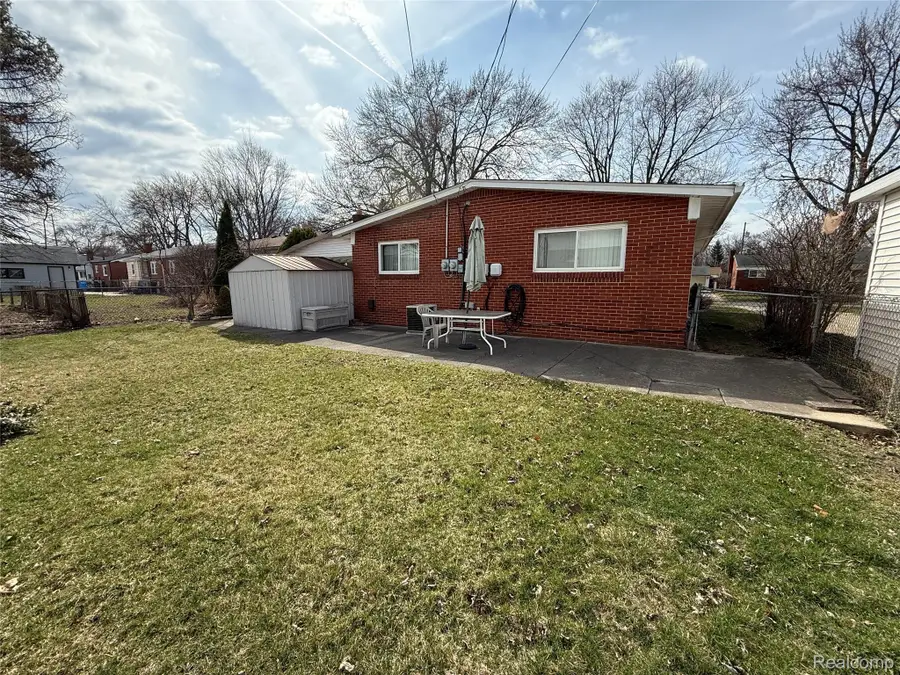 29126 Shirley Avenue, Madison Heights, MI 48071 - #3