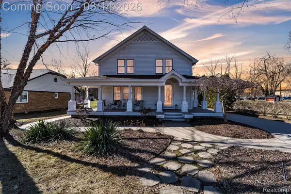 21109 Gill Road, Farmington, MI 48335