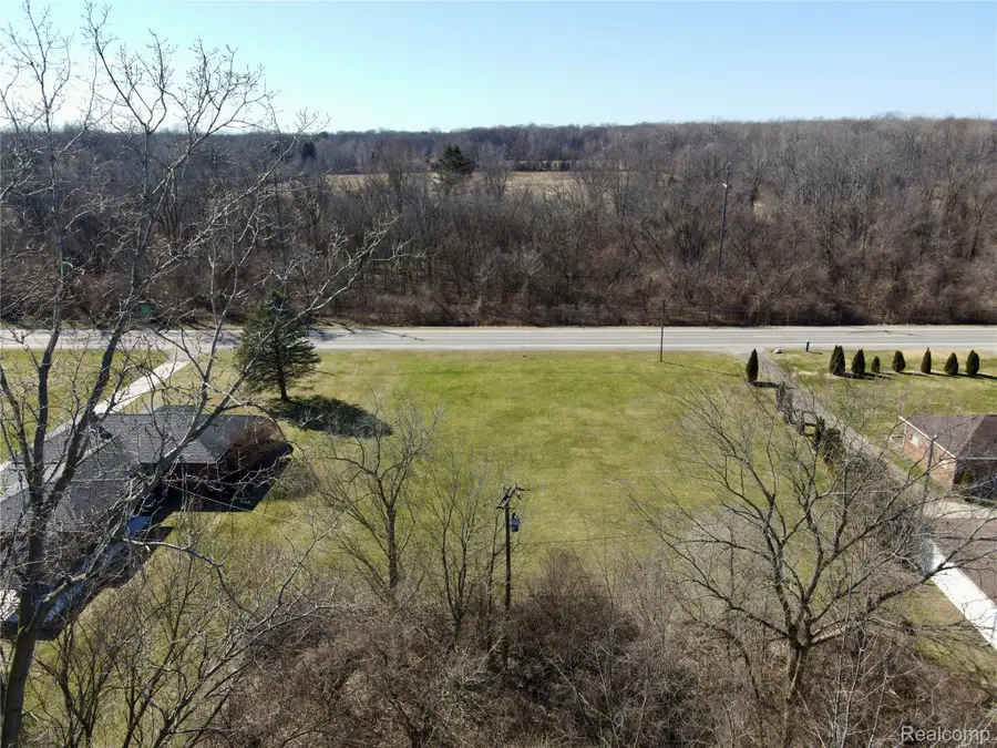 16801 Huron River Drive, Romulus, MI 48174 - #2