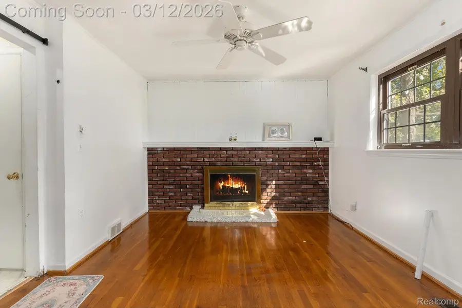 2338 Walter Avenue, Warren, MI 48092 - #3