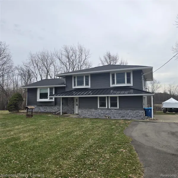 13477 S Horrell Road, Fenton, MI 48430