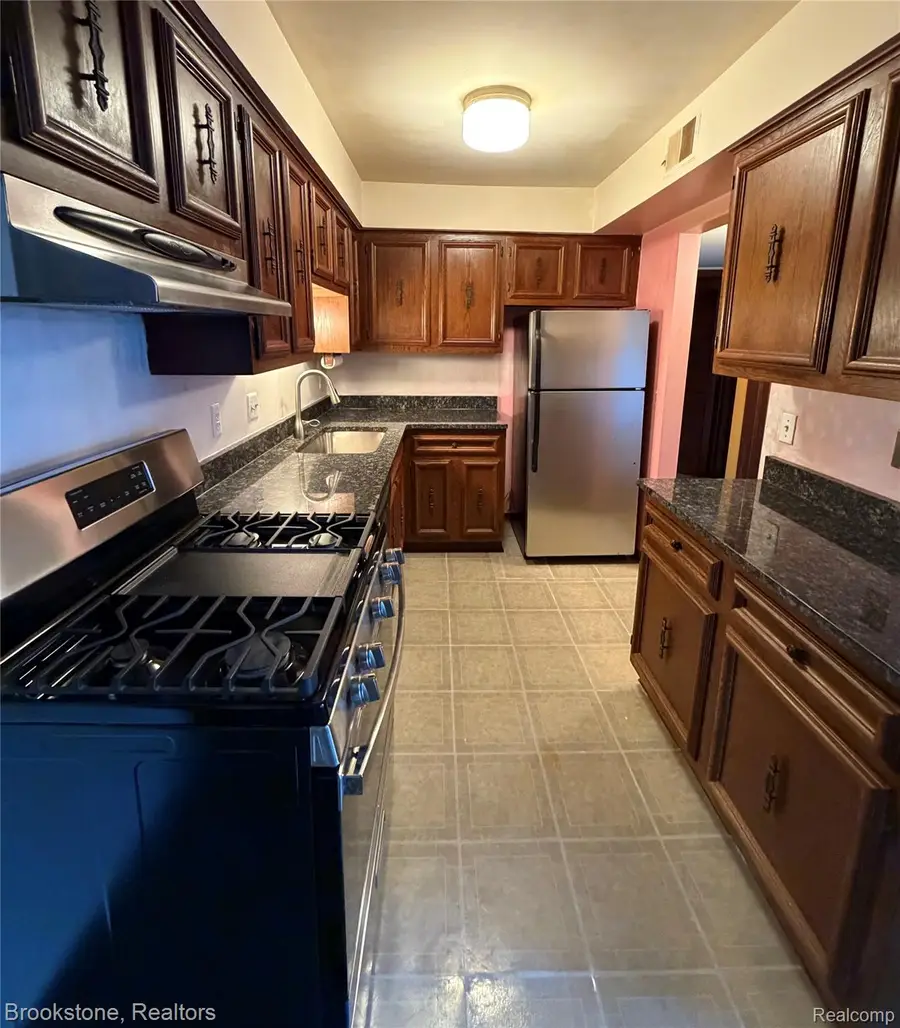 54743 Shelby Road #62, Utica, MI 48316 - #2