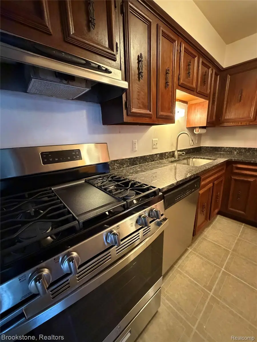 54743 Shelby Road #62, Utica, MI 48316 - #3