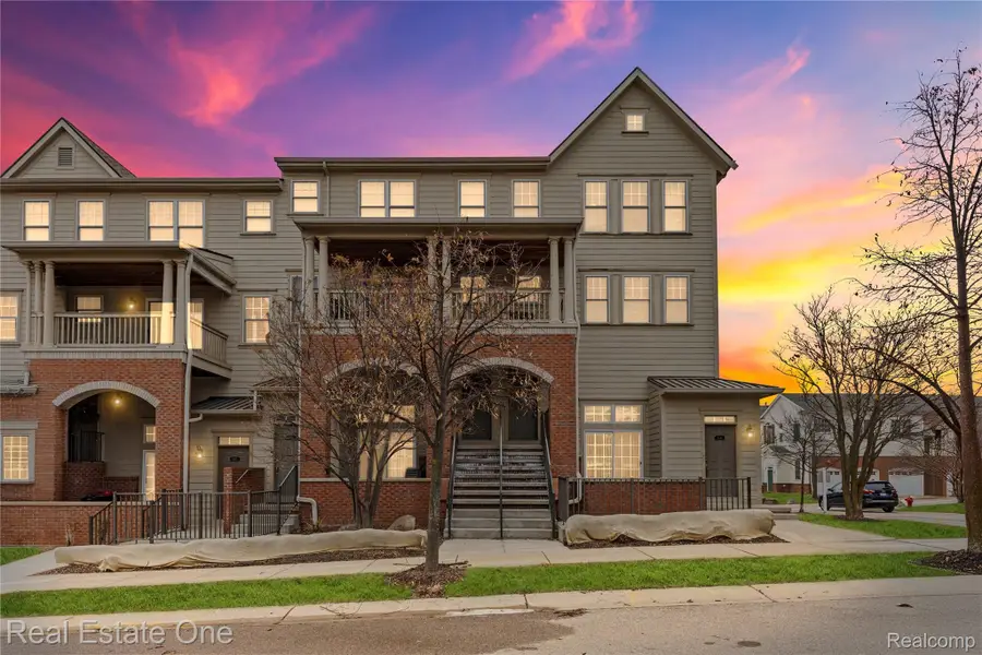 3939 Forester Boulevard, Auburn Hills, MI 48326 - #2