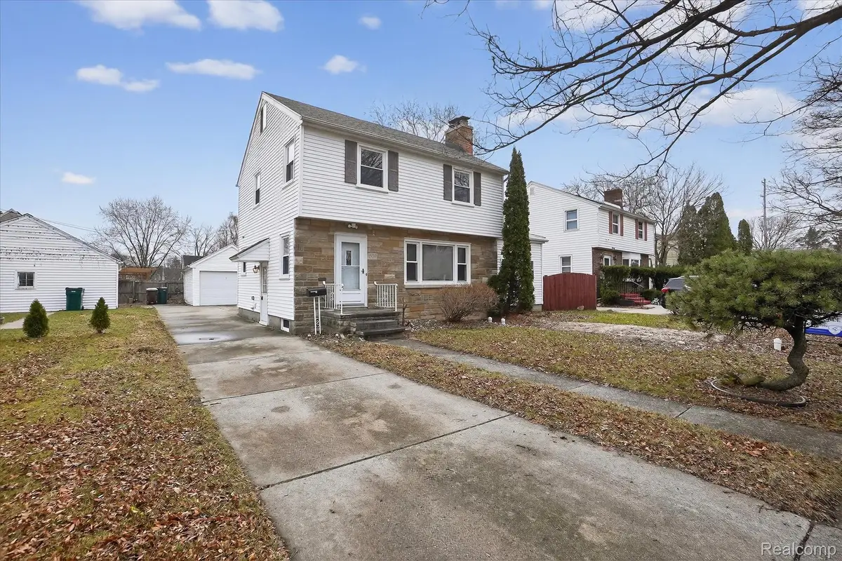 609 Everett Drive, Lansing, MI 48915 - #1