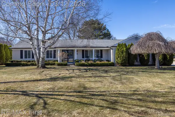 38621 Santa Barbara Street, ClintonTownship, MI 48036