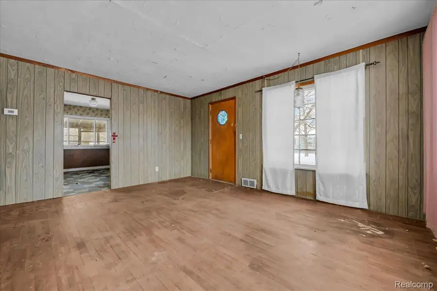 7348 Bennett Drive, Hamburg, MI 48189 - #3