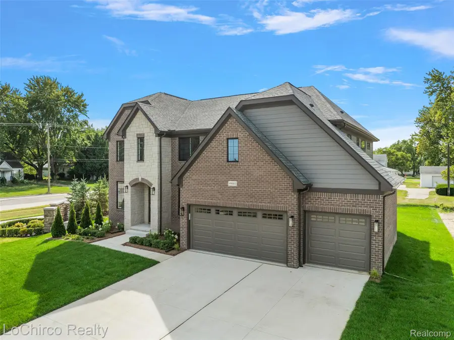 49547 Langford Drive, Macomb, MI 48044 - #3