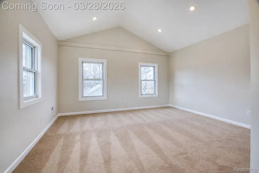 29950 6 Mile Road, Livonia, MI 48152 - #3