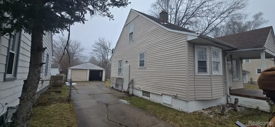 19611 Albion Street, Detroit, MI 48234 - #3