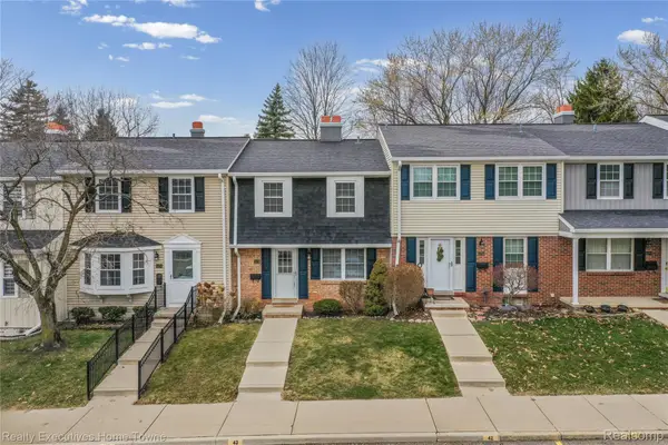 42750 Lyric Court, Northville, MI 48167