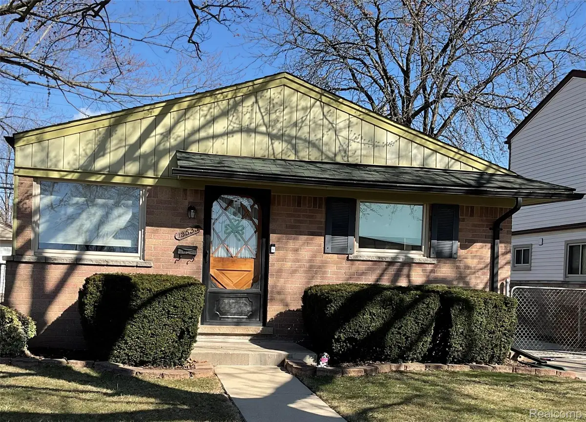 18535 Marquette Street, Roseville, MI 48066 - #1