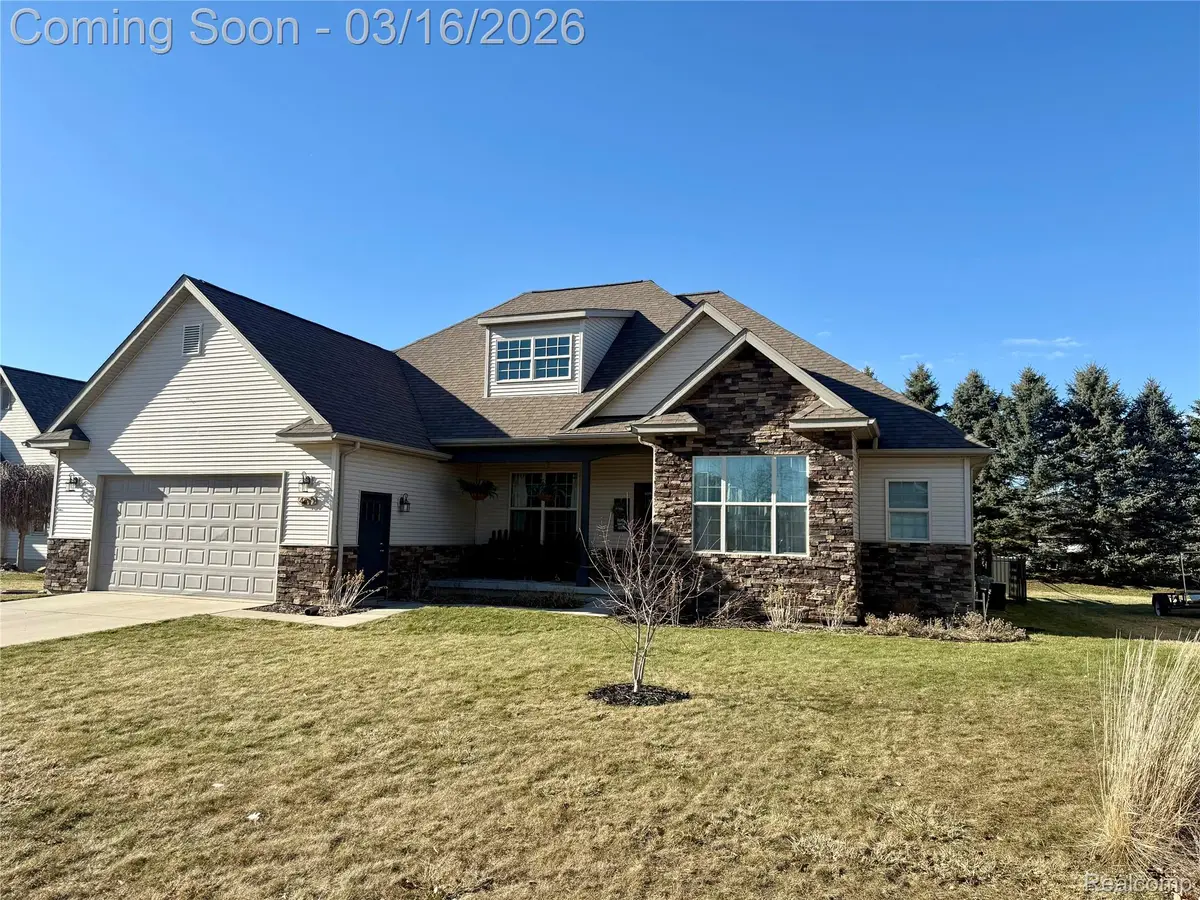 437 Golfside Drive, Lapeer, MI 48446 - #1