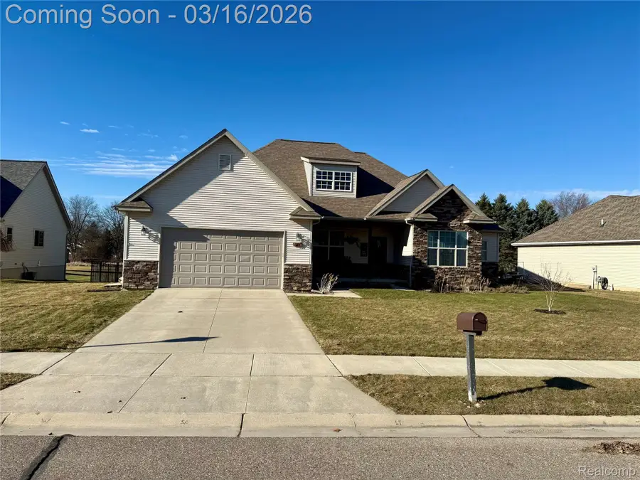 437 Golfside Drive, Lapeer, MI 48446 - #2
