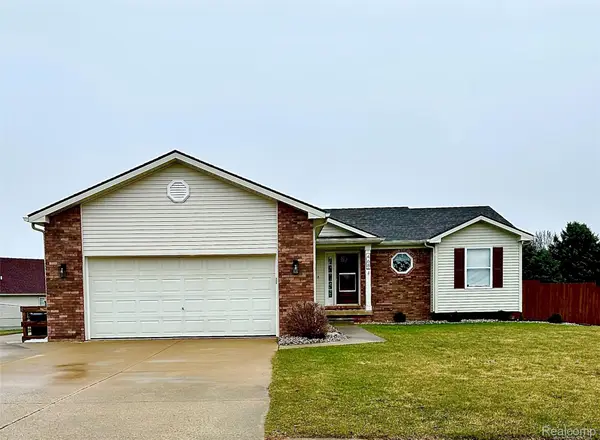 468 Windy Bluff, Flushing, MI 48433