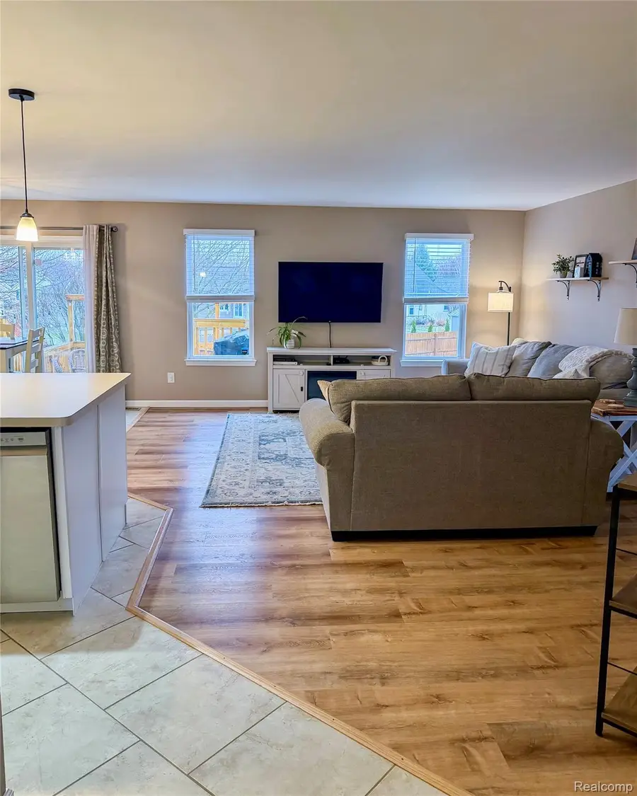 468 Windy Bluff, Flushing, MI 48433 - #3