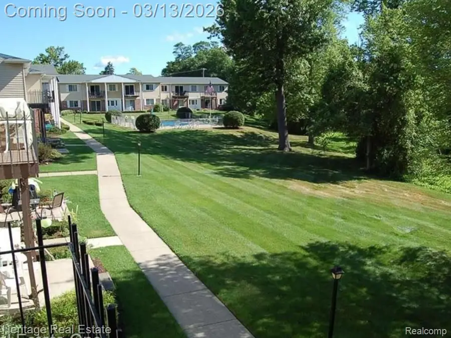 5299 Highland Road #202, Waterford, MI 48327 - #3
