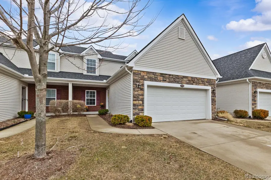 3333 Grove Lane, Auburn Hills, MI 48326 - #3