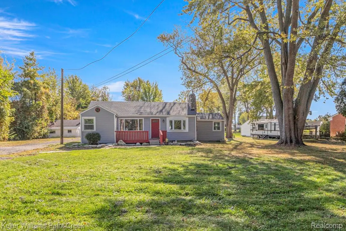 23608 Glenwood Street, Clinton Township, MI 48035 - #1